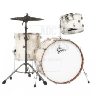 Gretsch Renown Maple 3-piece shell-pack in Vintage Pearl.
