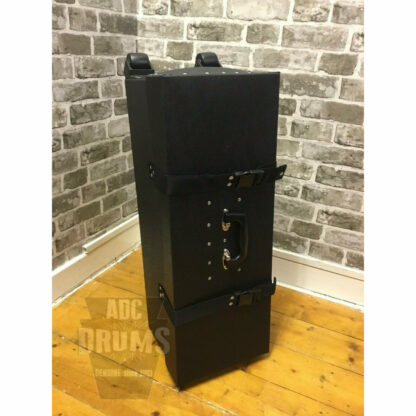 Le Blond 28 inch hardware case with wheels